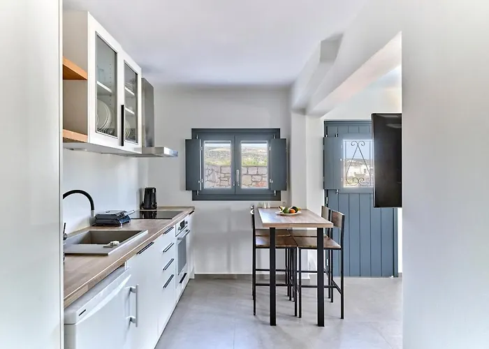 Tatil Evi Sage House Glifades